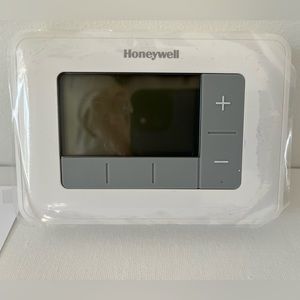 Honeywell Home Smart Programmable Universally Compatible Thermostat